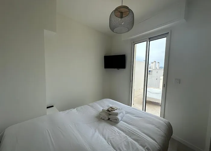Superbe T2 En Dernier Etage Αντίμπ